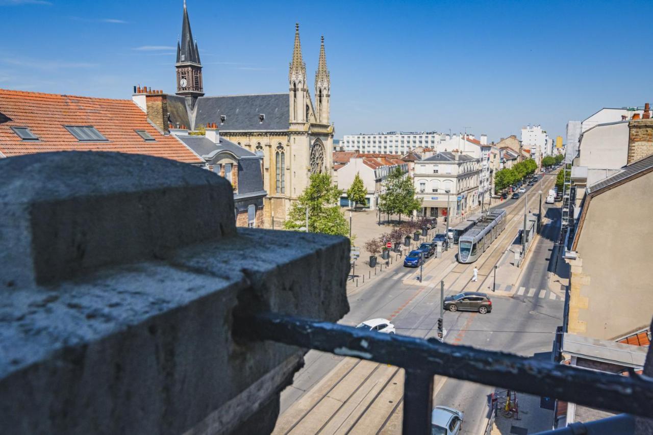 Blue Velvet Reims Apartment Екстериор снимка